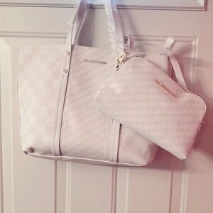 STEVE MADDEN TOTE & CROSSBODY SET WHITE. WHAT A GORGEOUS SET!  CLASSY!!!